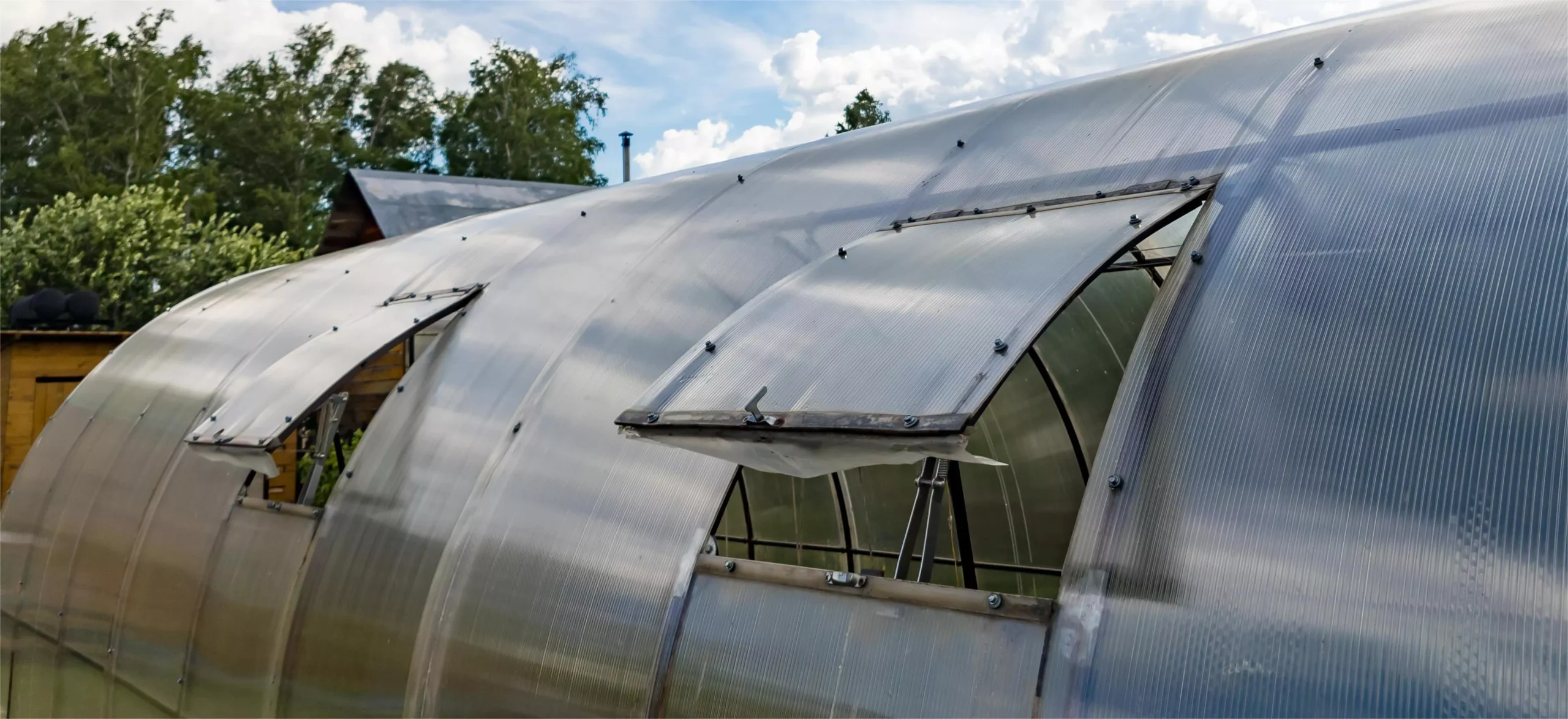 зменшити вологість у теплиці без втрати тепла